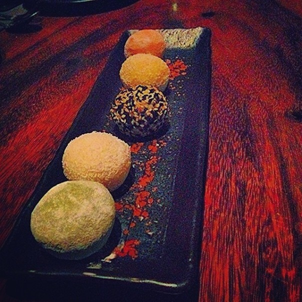 ASSORTED MOCHI PLATE